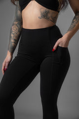 ORIGINAL Effortless Heart Booty Leggings With Pockets