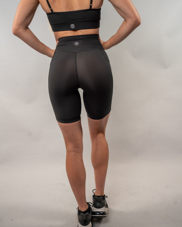 8" Effortless Vortex Pocket Biker Shorts - Black