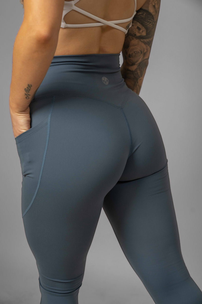 NEW Effortless Classic Pocket Leggings