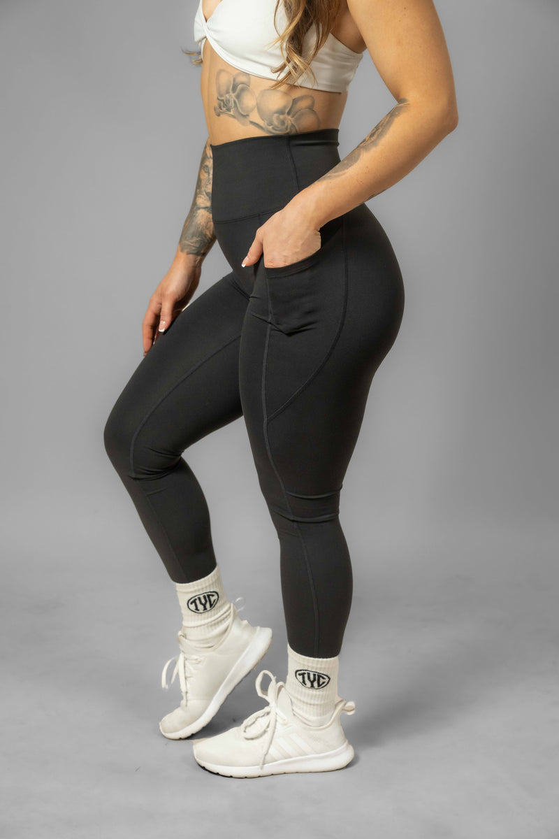 NEW Effortless Classic Pocket Leggings