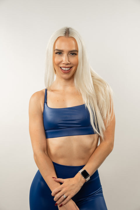 Sports Bra Featuring Stretchy Faux Leather With a Mesh Inset (7311678)