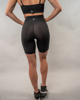 Effortless Vortex Pocket Biker Shorts - Black