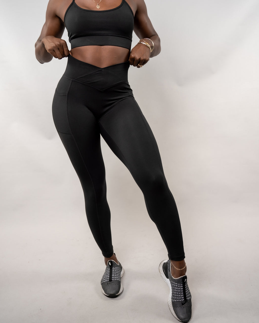 Gymshark black pocket workout leggings
